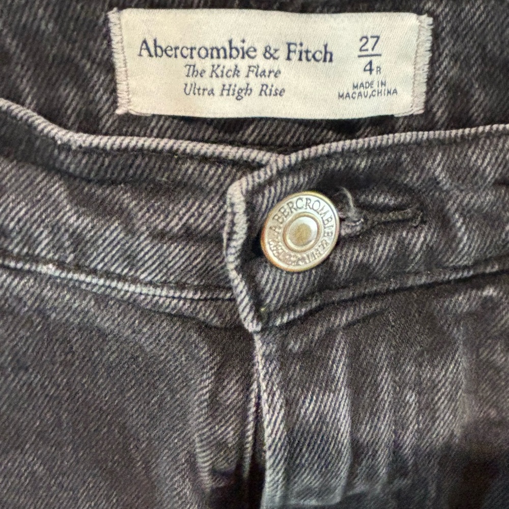 Abercrombie & Fitch Kick Flare gray  Denim Jeans